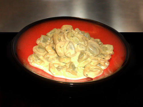  Tortellinis con salsa de azafrán