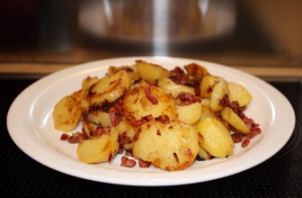 Bratkartoffeln – Roasted Potatoes